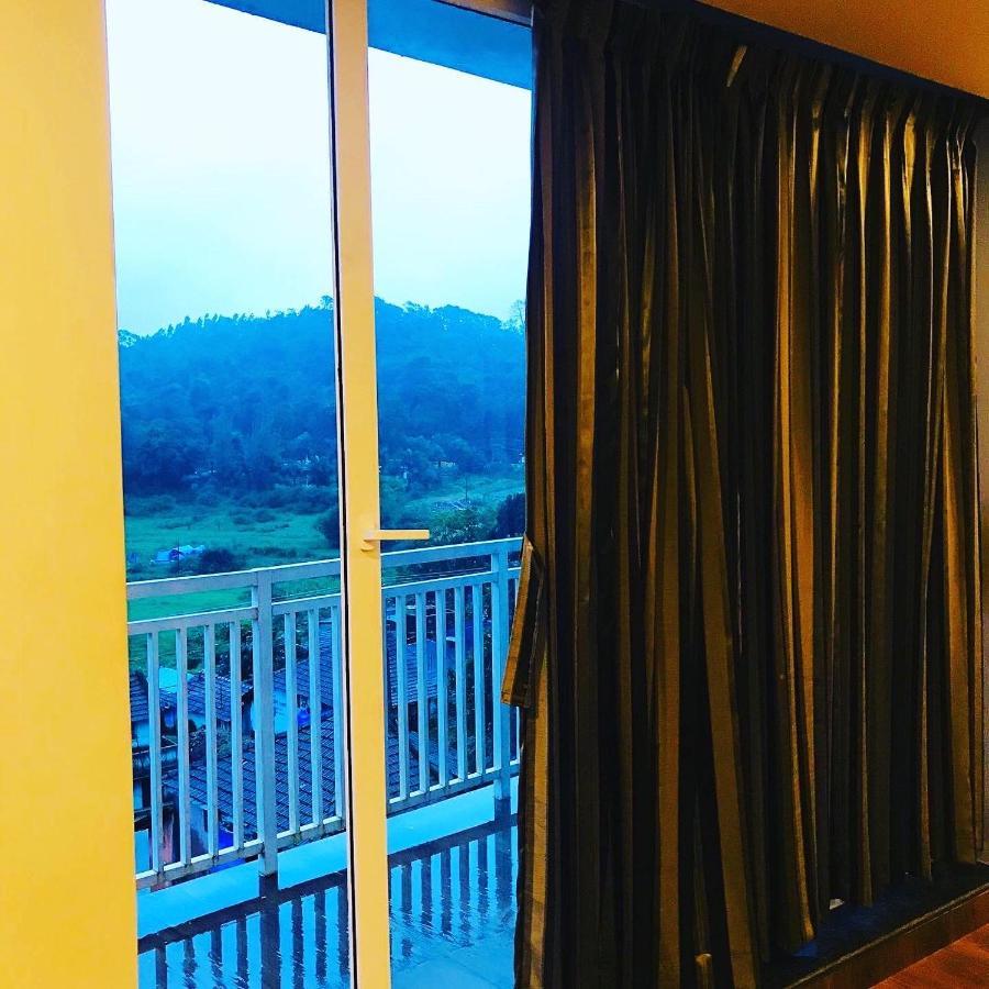 Hotel Sharada Residency Somvārpet Exterior foto