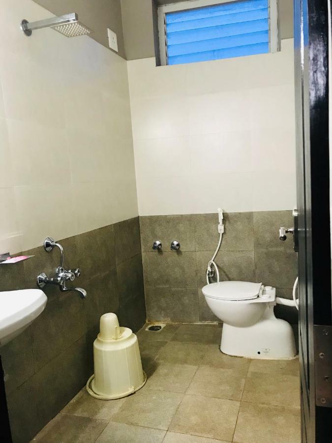 Hotel Sharada Residency Somvārpet Exterior foto